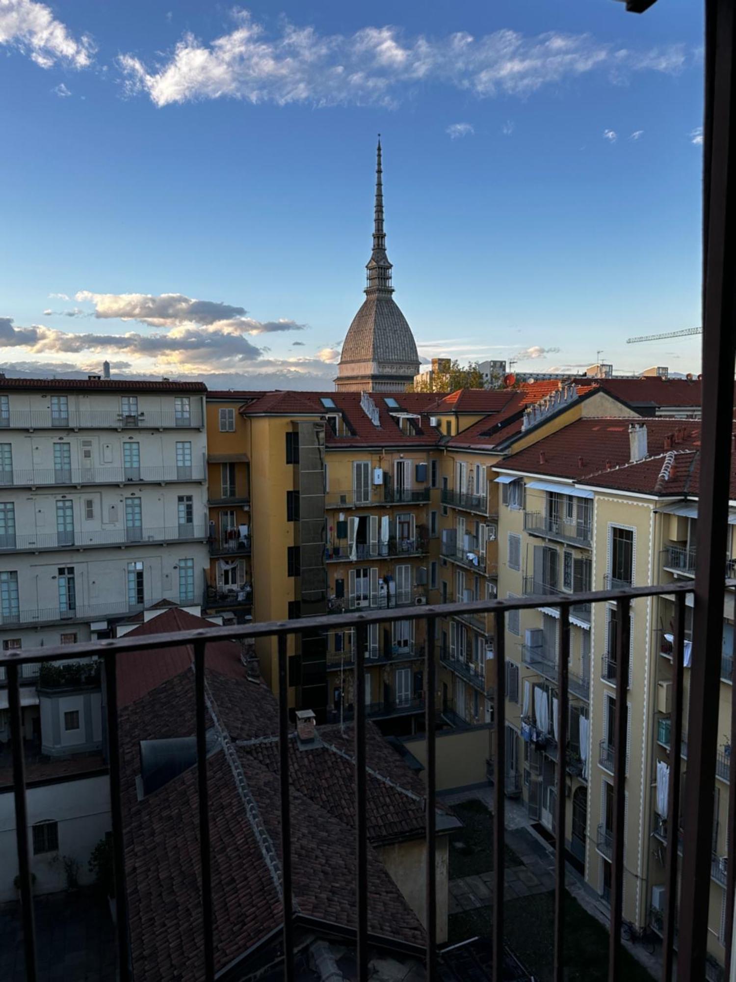 Le Finestre Sulla Mole Apartment Turin Luaran gambar