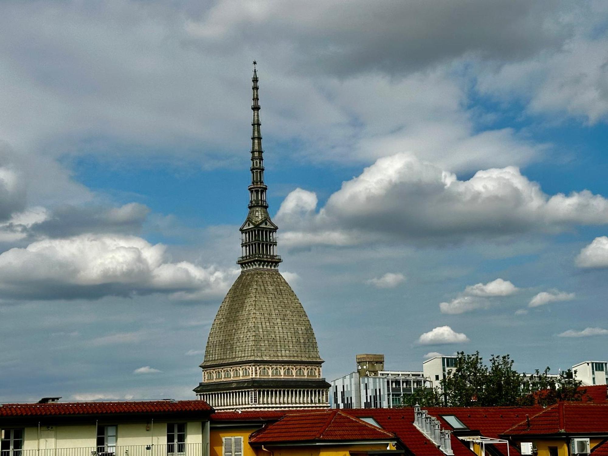 Le Finestre Sulla Mole Apartment Turin Luaran gambar